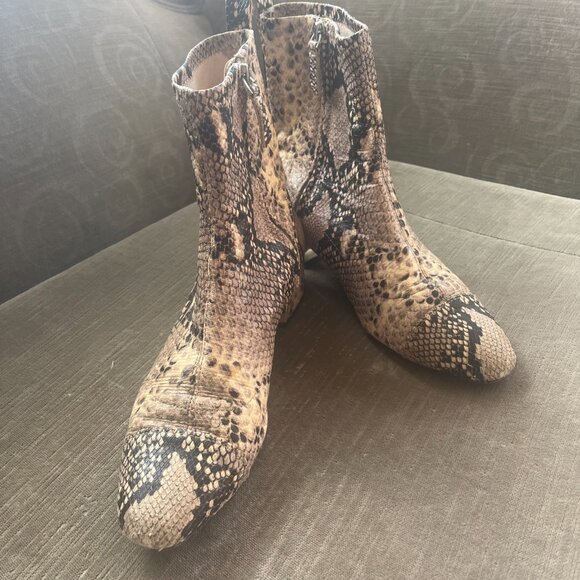 Massimo Dutti snakeskin booties - Picture 6 of 10